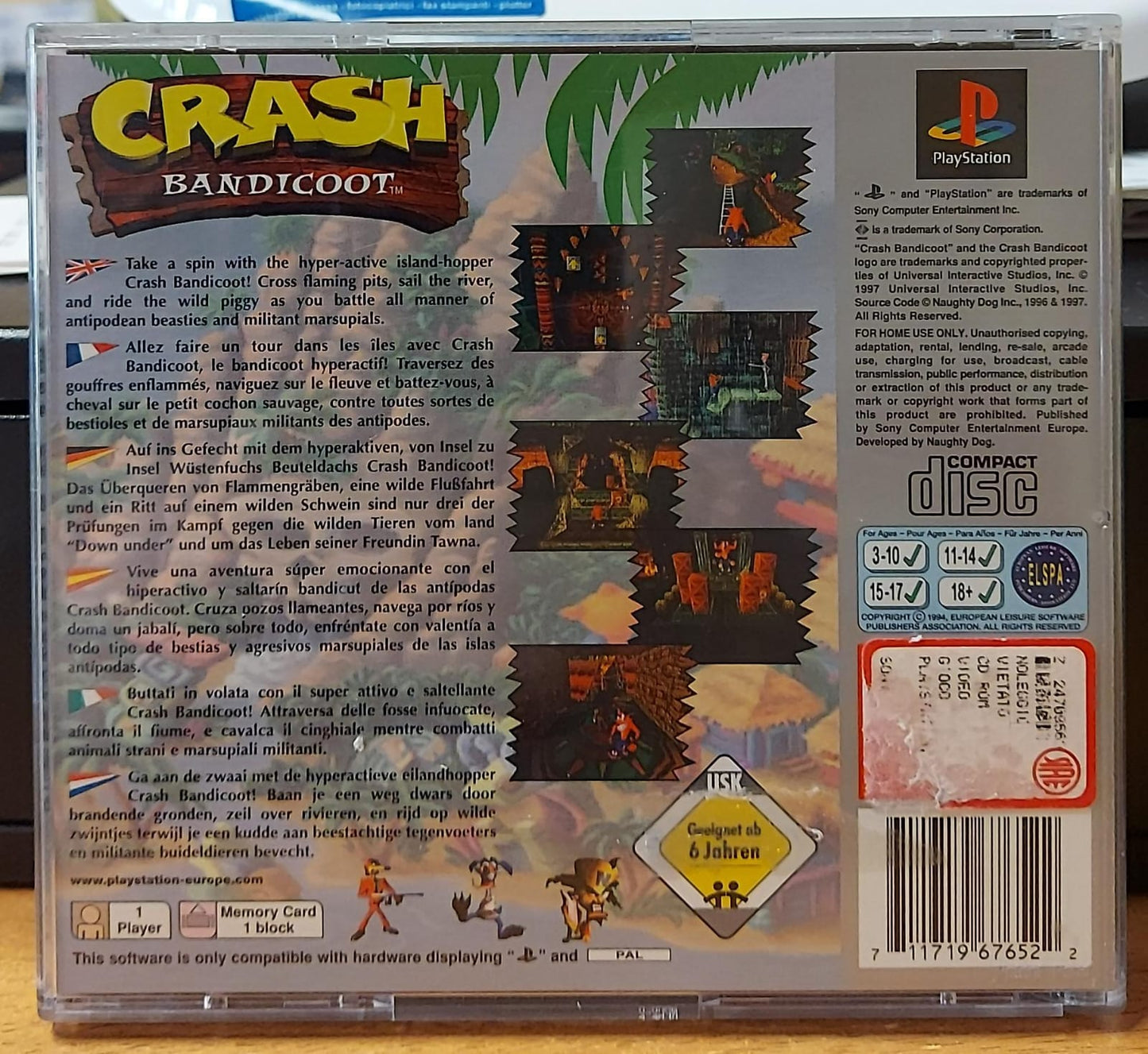 CRASH BANDICOOT