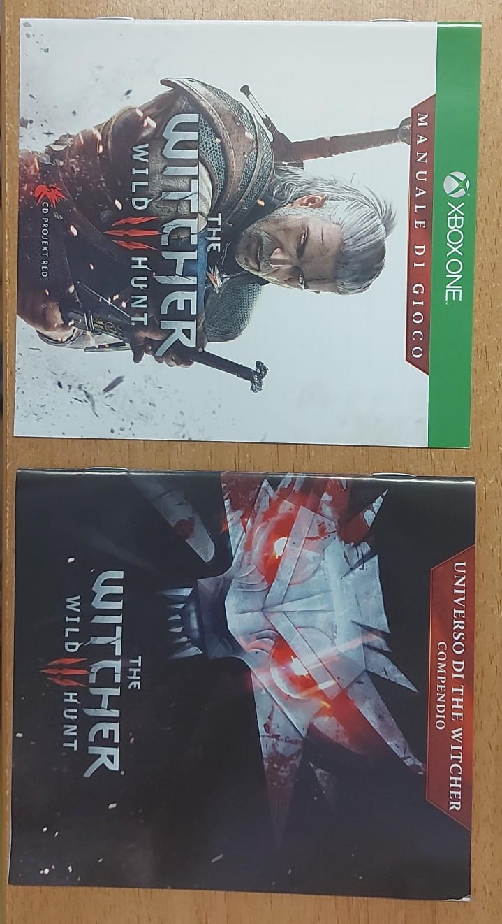 THE WITCHER 3 WILD HUNT + CD COLONNA SONORA + MAPPA + ADESIVI