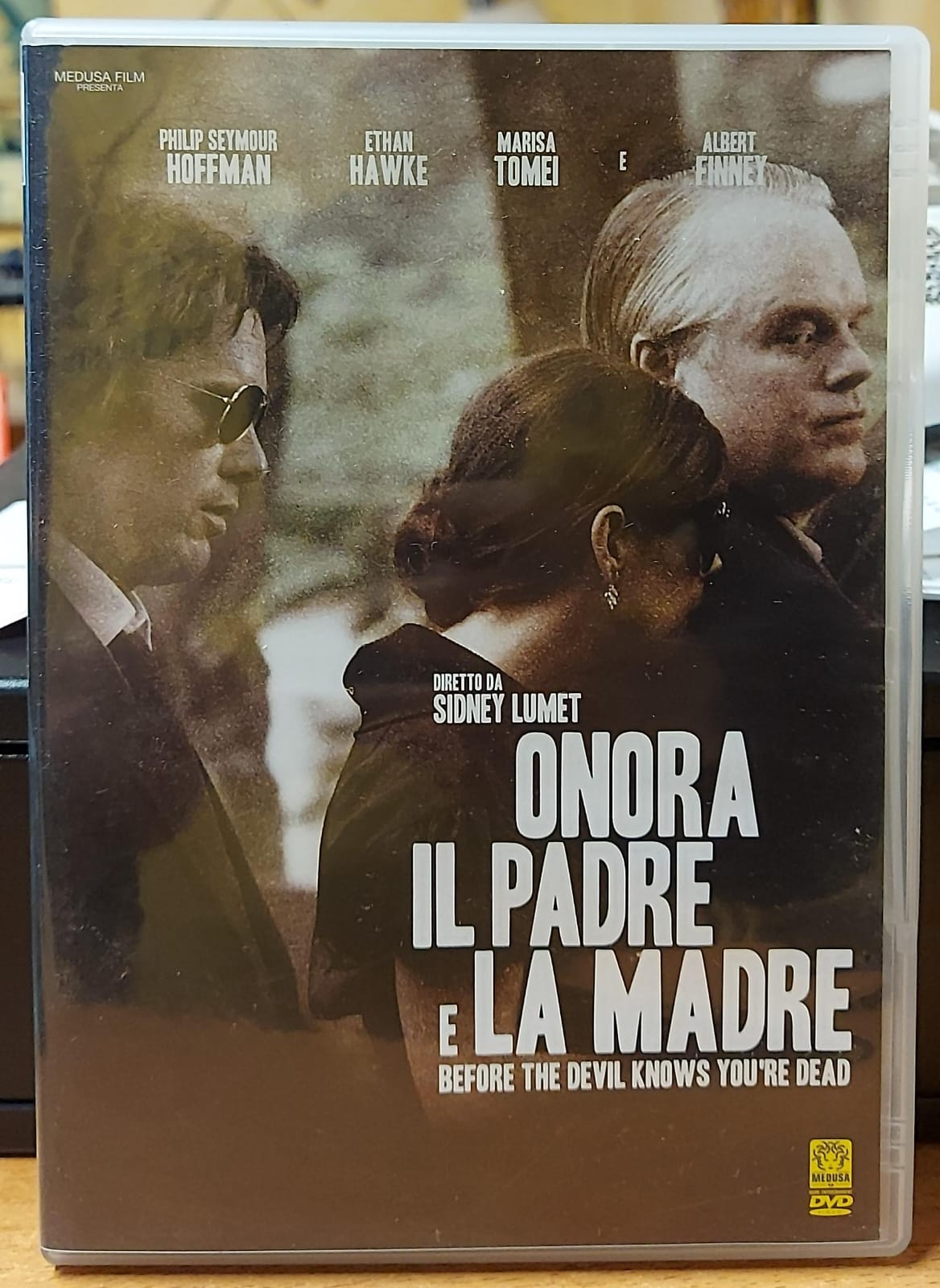 ONORA IL PADRE E LA MADRE