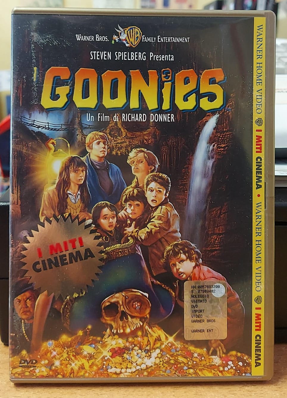 I GOONIES