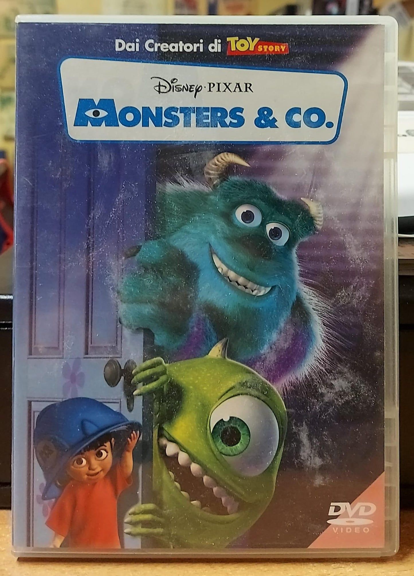 MONSTERS & CO.